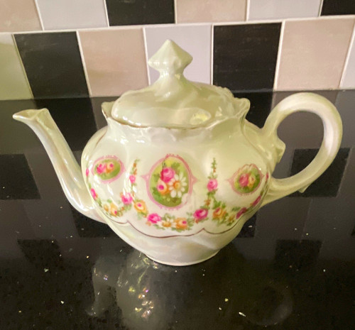 Ceramic tea pot with - ceramic, &