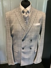 Men’s Double Breasted Suit