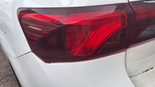 Toyota avensis 4dr 2015 2018 - avensis,