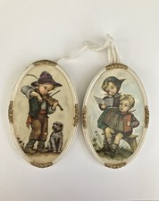 Vintage Pikkaplak Plaster Wall Plaques Set Of Two