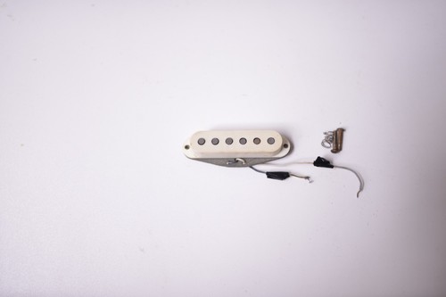 1971 fender bolt - 1971,