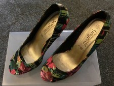 Ladies Size 6  New Look Floral Heeled Shoes