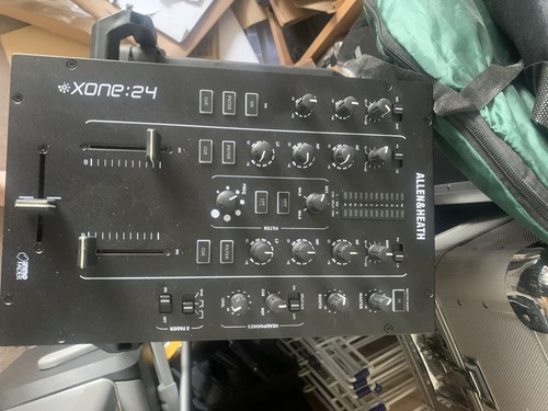 Allen heath xone 24 - &,