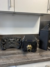 Fanatec Clubsport Steering Wheel Formula V2.5 And Fanatec Podium DD1