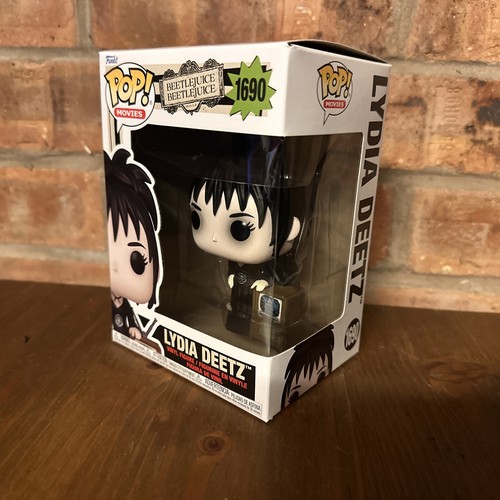 Beetlejuice lydia deetz with - 2,