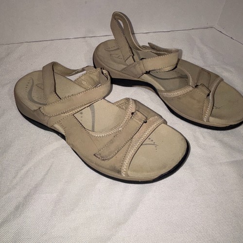 Clarks tan sling back - tan,