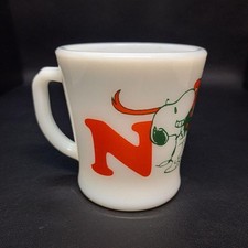 Fire King Snoopy Peanuts Noel