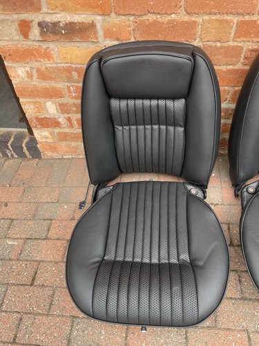 Triumph stag mk1 - seats, just