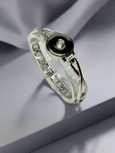 Silver criss cross - 18mm, /