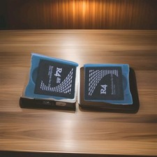 2 x R4 FLASH CARTRIDGES FOR