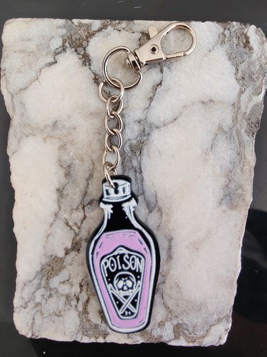 Poison bottle keyring - bottle, •