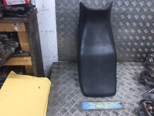 Kawasaki zzr600 seat 1991 - zzr600,