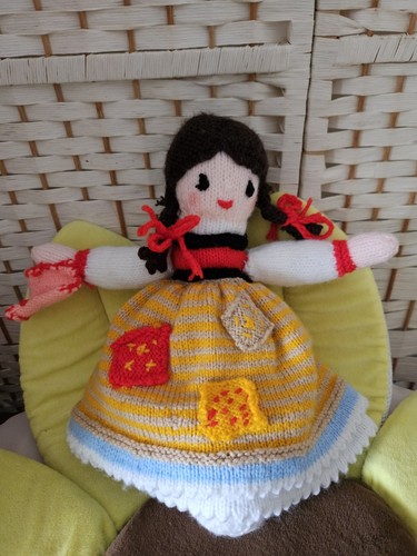 Knitted topsy turvy - 🐞knitted,