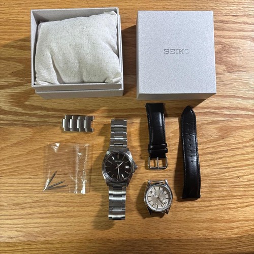 Seiko quartz wristwatch with - quartz,