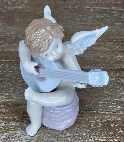 Lladro porcelain figurine - lladro,