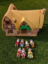 Disney Snow White And The