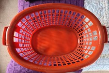 VINTAGE RETRO PLASTIC OVAL RED