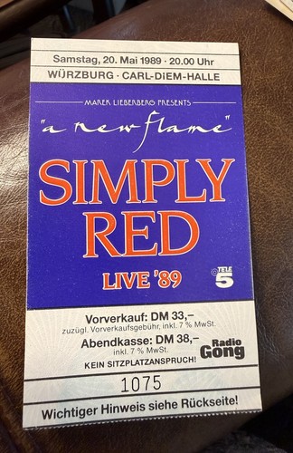 Simply red rare concert - red, ticket