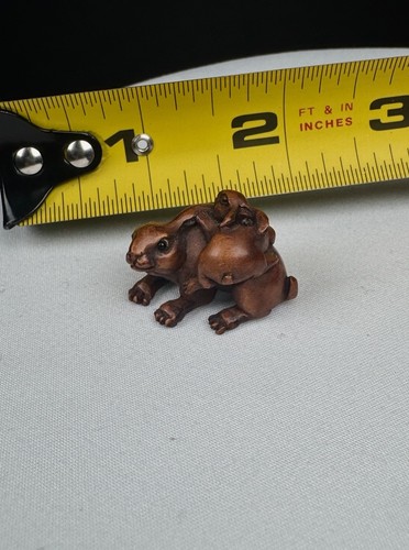 Hand carved japanese netsuke - hand,