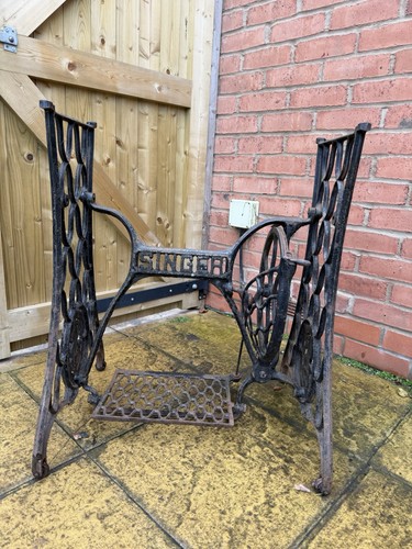 Vintage singer sewing machine - vintage,