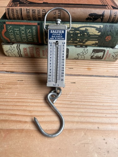 Vintage 1970 salter pocket - salter,