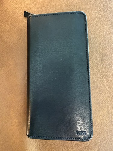 Tumi black leather - black, zip-around