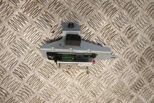 Ford fiesta mk8 antenna - ford,