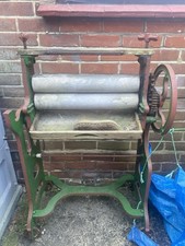 W.J Harris & Co Peckham London Antique Mangle Cast Iron Working