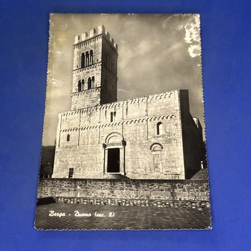 Barga duomo black - duomo, white