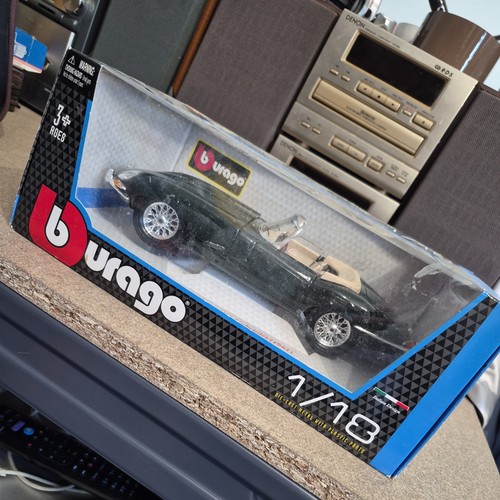 Burago die cast - die,