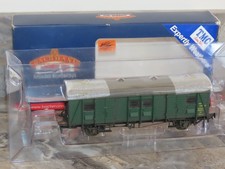 CA 149: Bachmann 39-530 BR green ex Southern PMV Parcels & Miscellaneous Van