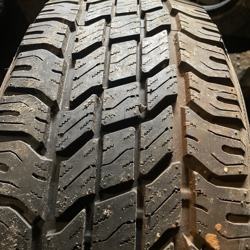 Tyre tread 255 65 - tread, 8.5