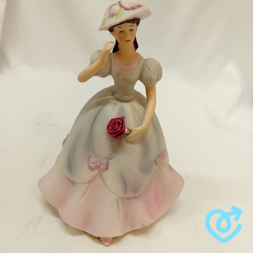 Boronia figurine lady grey - figurine,
