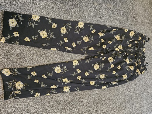 Primark cheerful yellow floral - primark-cheerful,
