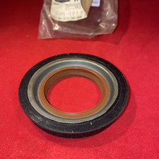 Genuine Elring part for Front
