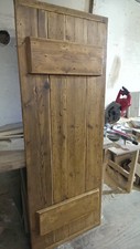 BEAUTIFUL BESPOKE RUSTIC OLD CHARM TWO LEDGE RECLAIMED TIMBER LEDGE DOOR..
