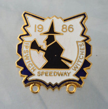 Vintage Speedway Badge - IPSWICH WITCHES 1986