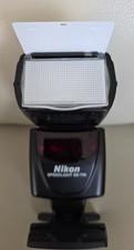 Nikon SB-700 Speedlight Flash c/w accessories & pouch case 