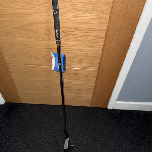 Macgergor foil feel chipper - v,