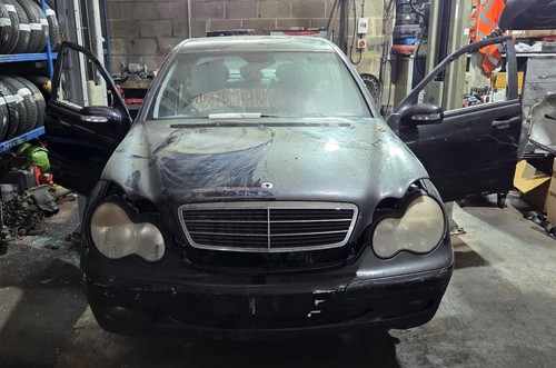 2002 mercedes class - mercedes, c180