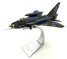 Corgi scale aa32310 - corgi,