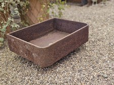Cast iron trough curved - cast,