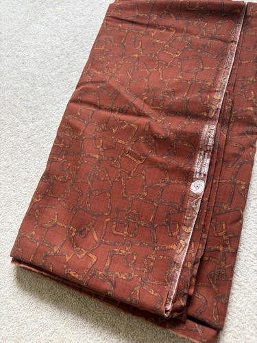 Remnant rust coloured - rust, 90%