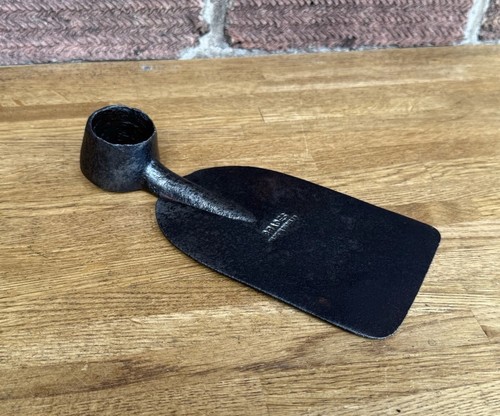 Vintage brades garden grub - brades,
