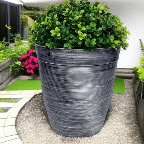 Large grey garden - large,