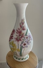1994 Portmeirion The Ladies Flower Garden 18cm Vase by Susan Williams