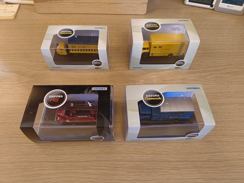 Oxford diecast commercial - diecast,