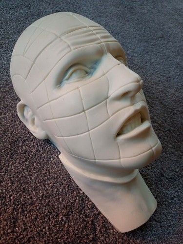 Life size full - 1:1,