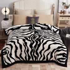 Luxurious Faux Zebra Fur Blanket – Soft & Stylish Throw (150x200cm) | BLK016