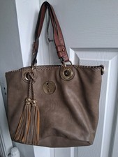 Lovely Ladies Brown Tote Shoulder Bag Designer Style with lots of detail ? 